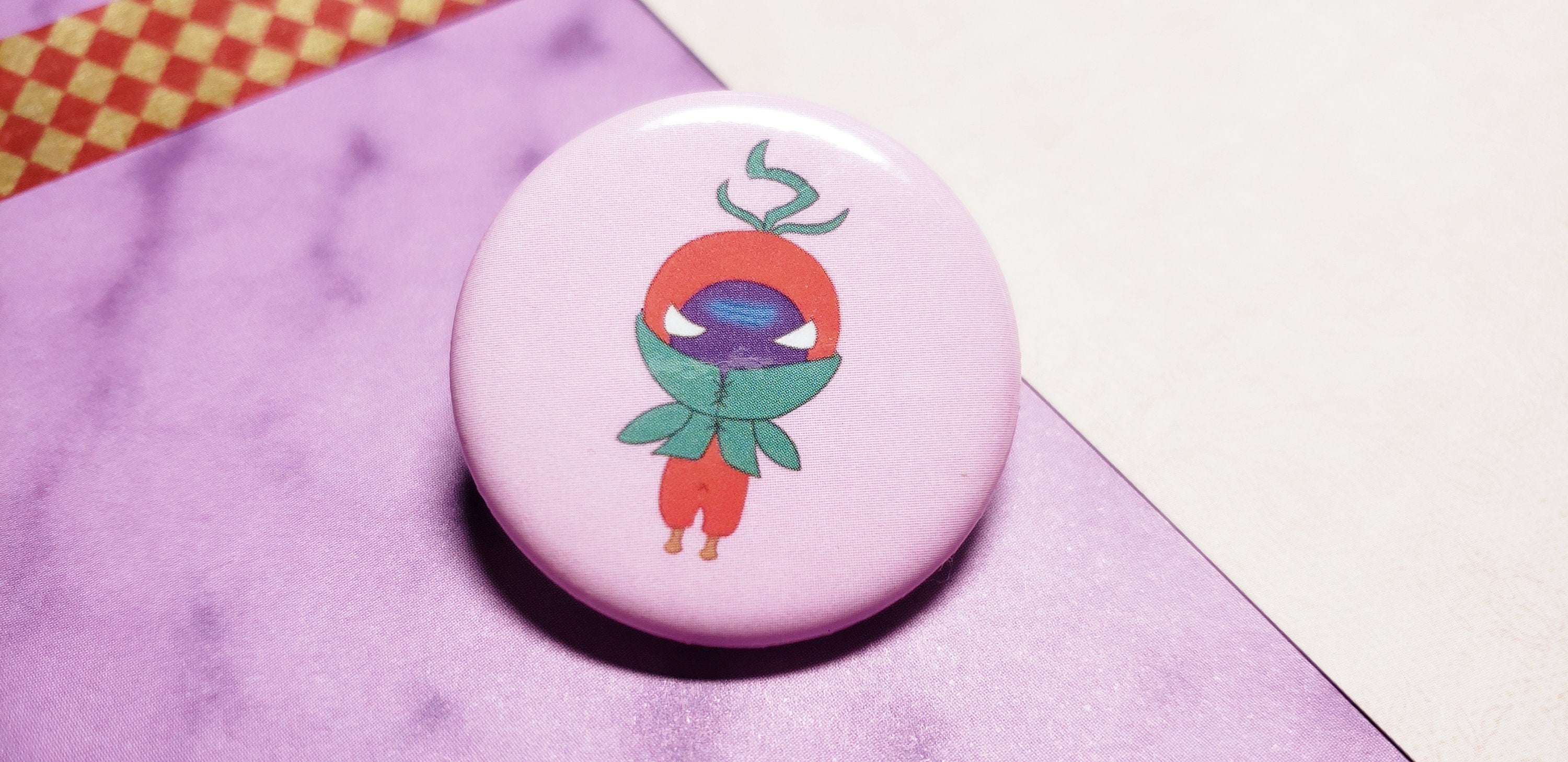 Mandragora Royal Family Button Set