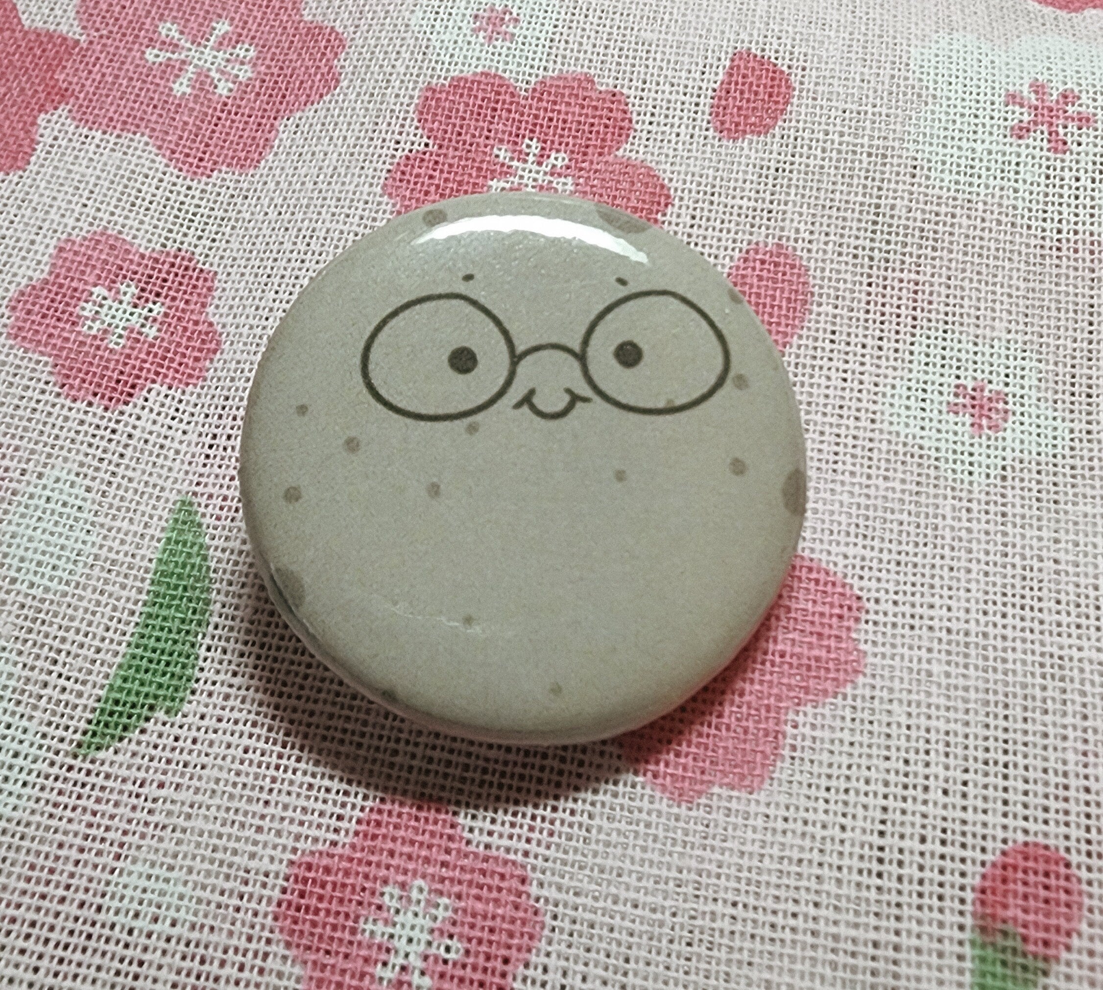 Kawaii Moon Button